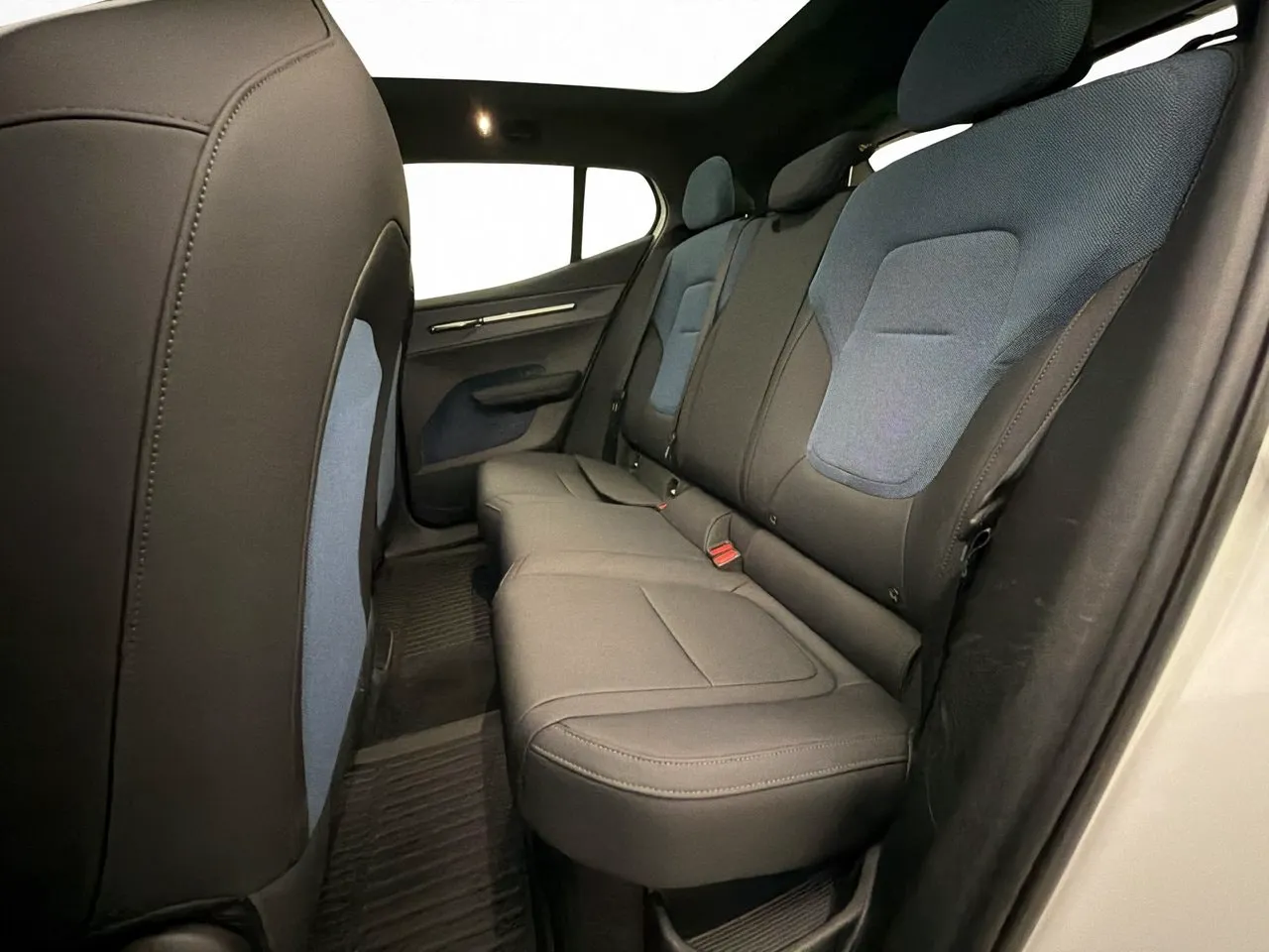 Volvo EX30 bild 33