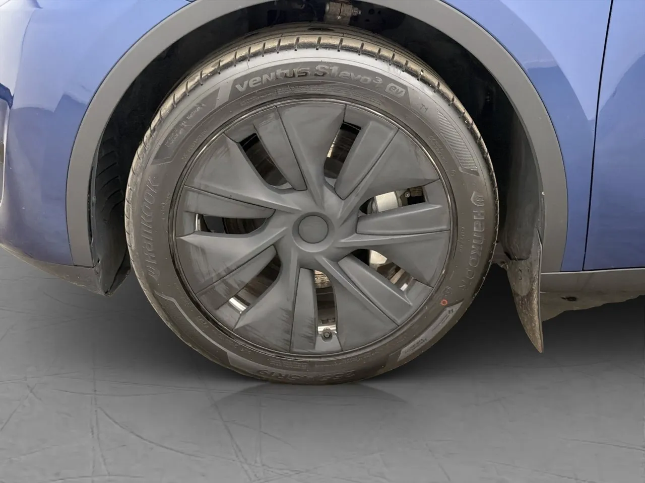 Tesla Model Y bild 30