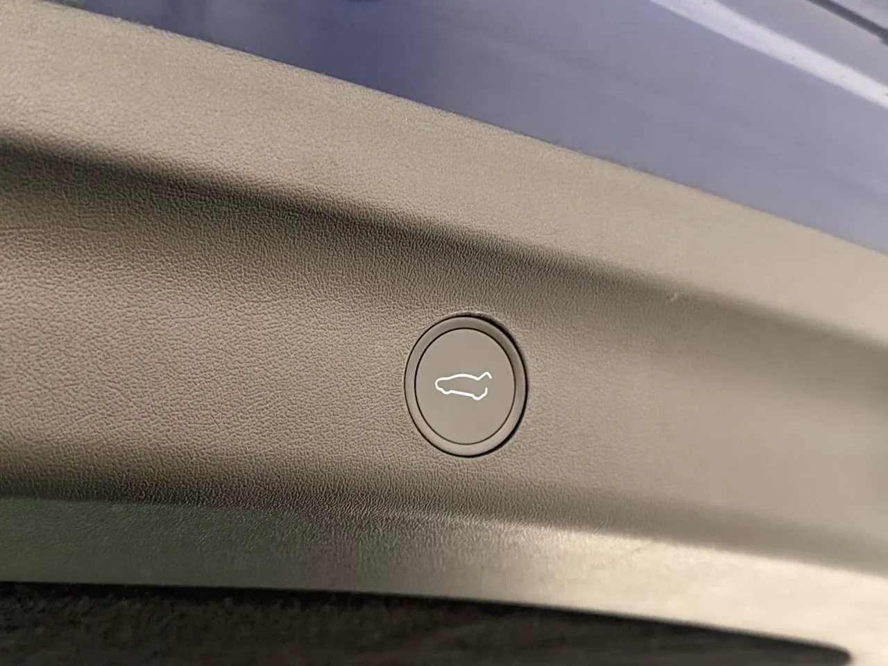 Tesla Model Y bild 29