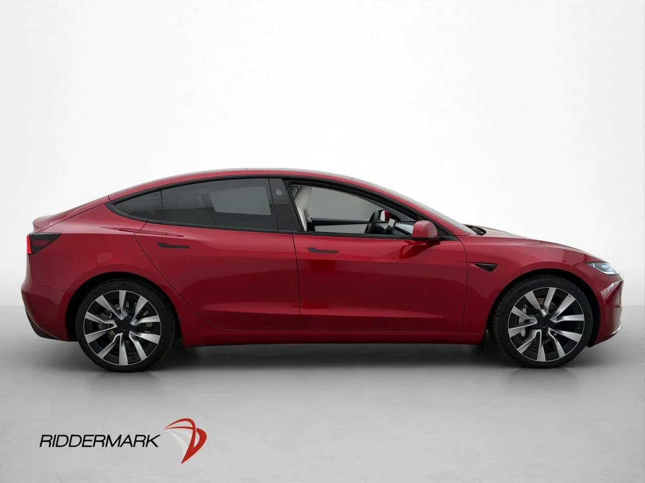 Tesla Model 3 bild 8
