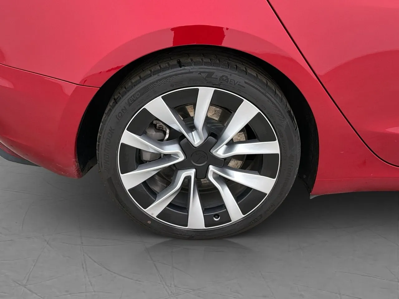 Tesla Model 3 bild 30