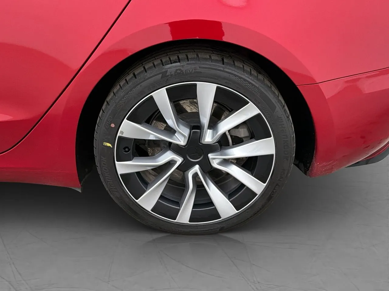 Tesla Model 3 bild 29