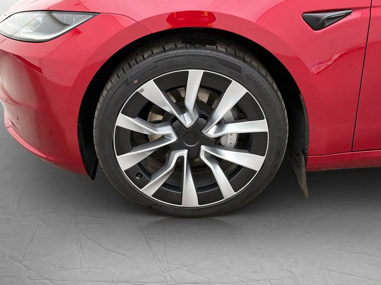 Tesla Model 3 bild 28