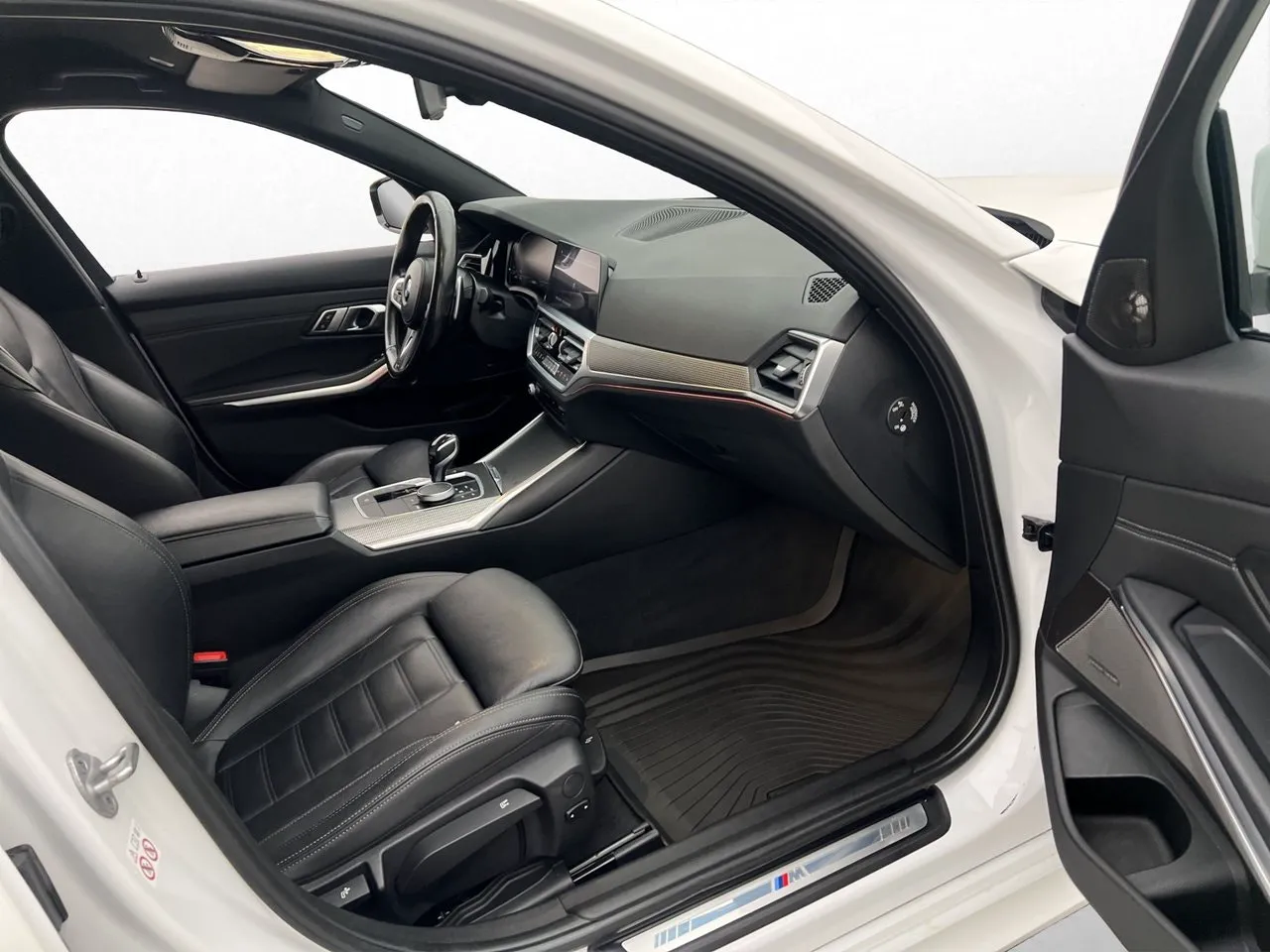 BMW 320 bild 33