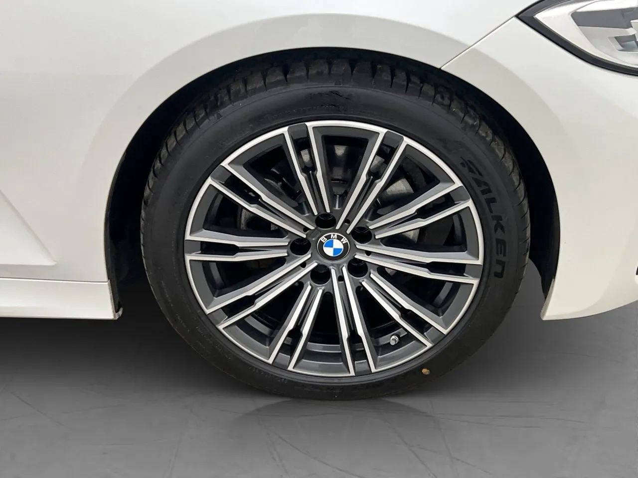 BMW 320 bild 31