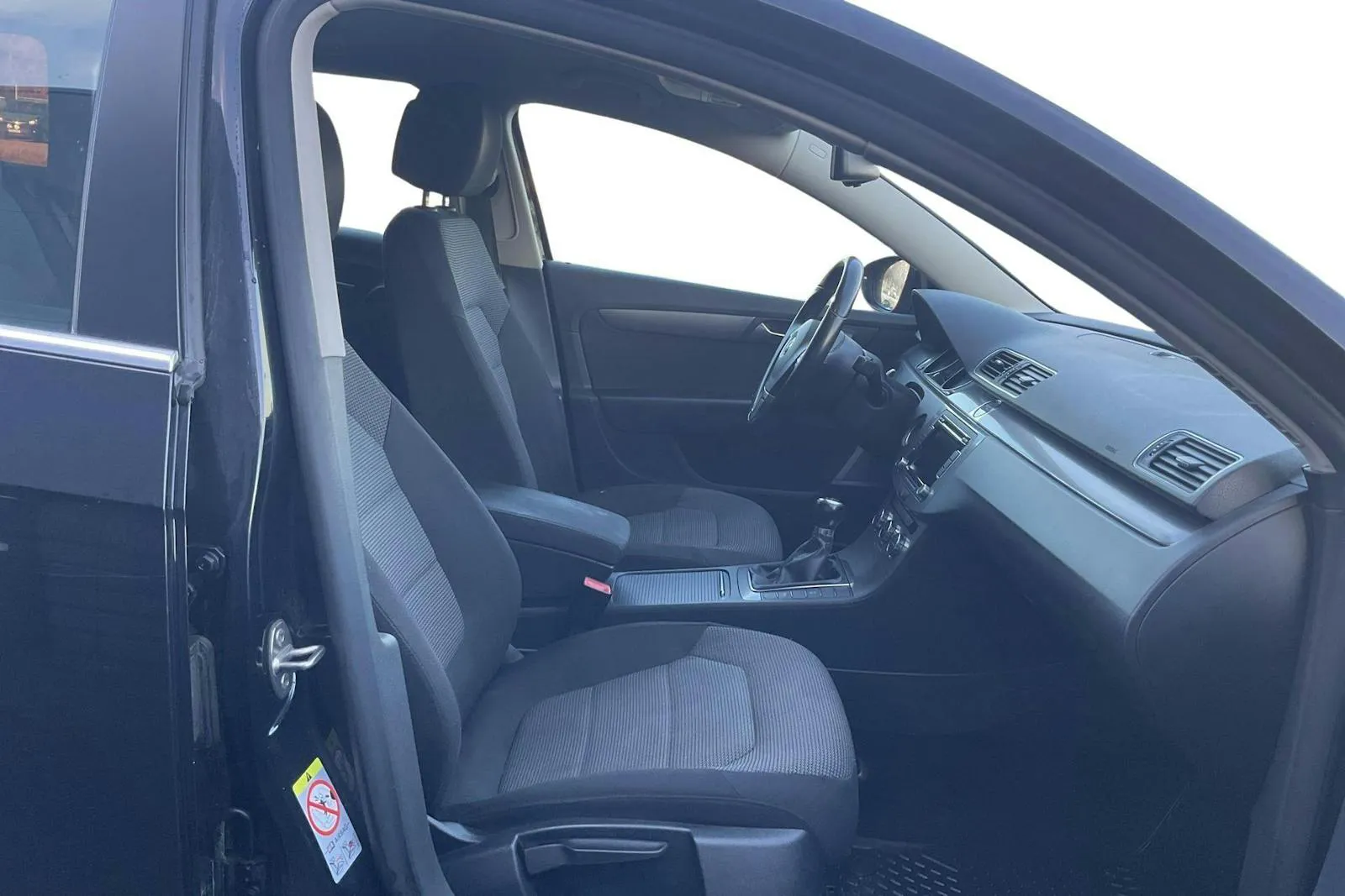 Volkswagen Passat bild 7