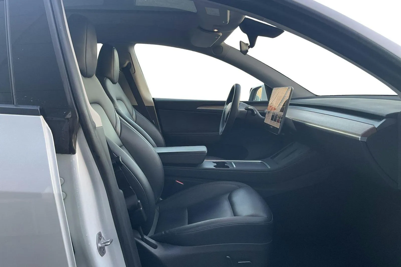 Tesla Model Y bild 7