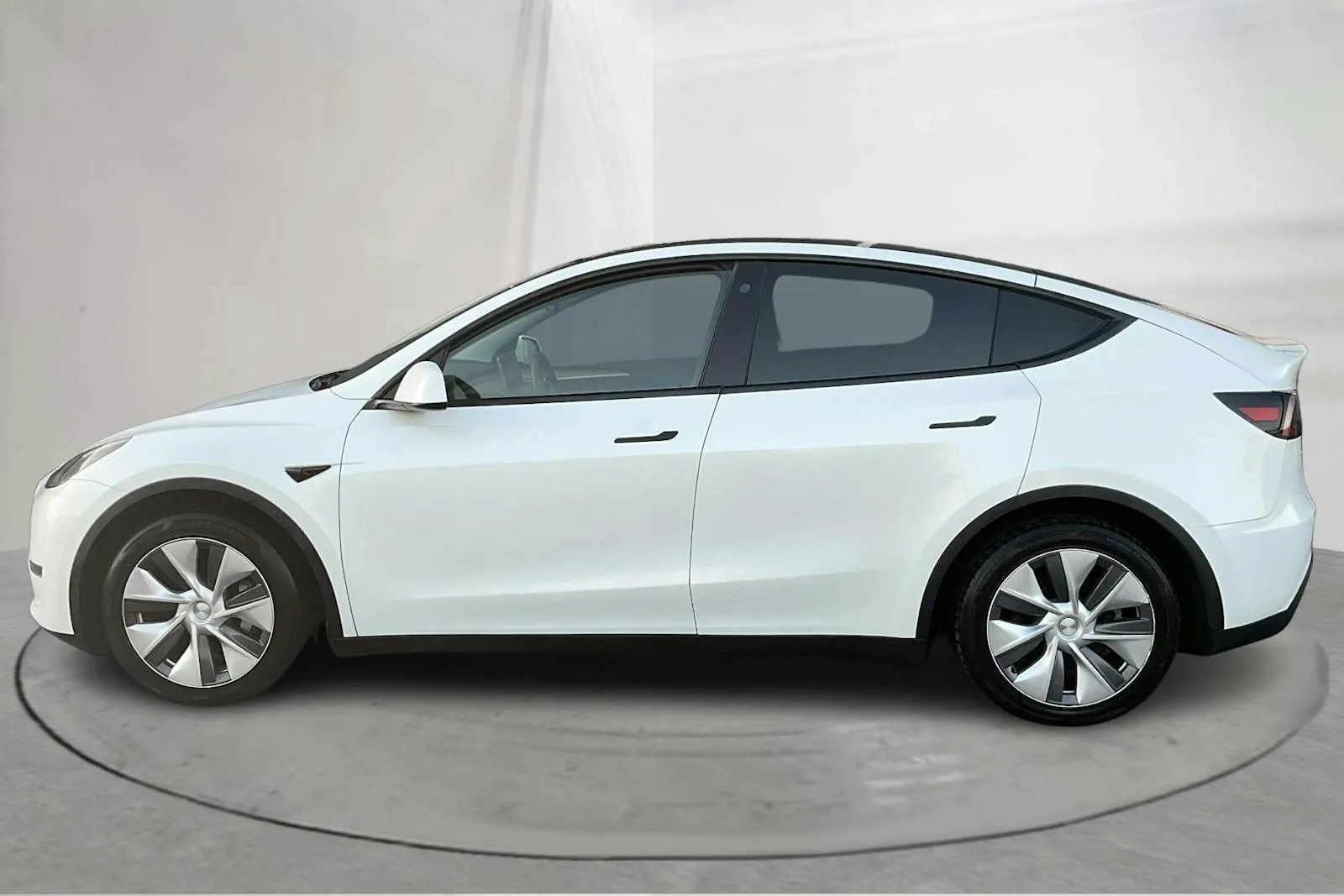 Tesla Model Y bild 2