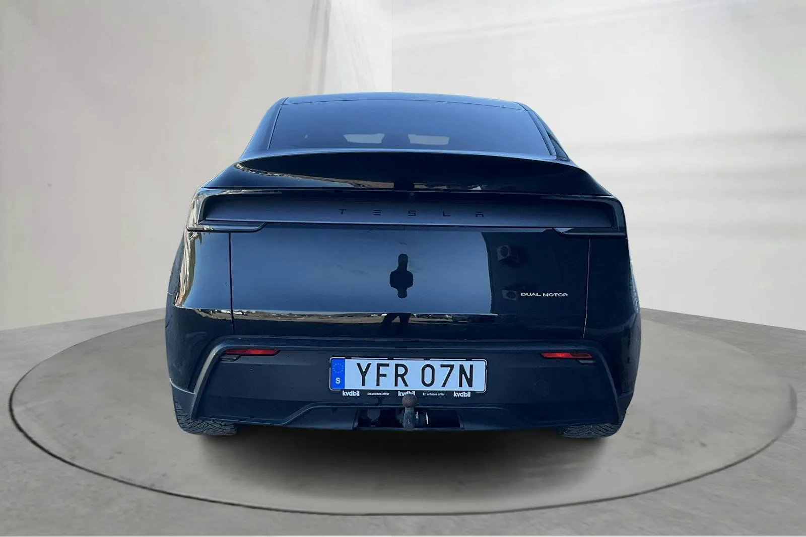 Tesla Model Y bild 5