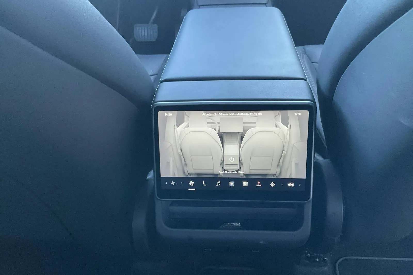 Tesla Model Y bild 17