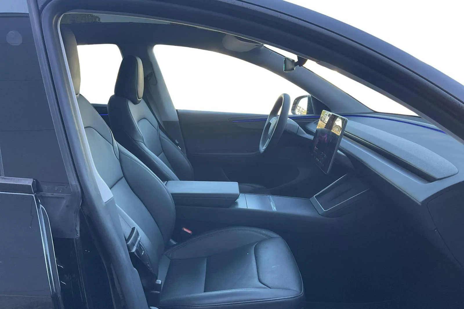 Tesla Model Y bild 7