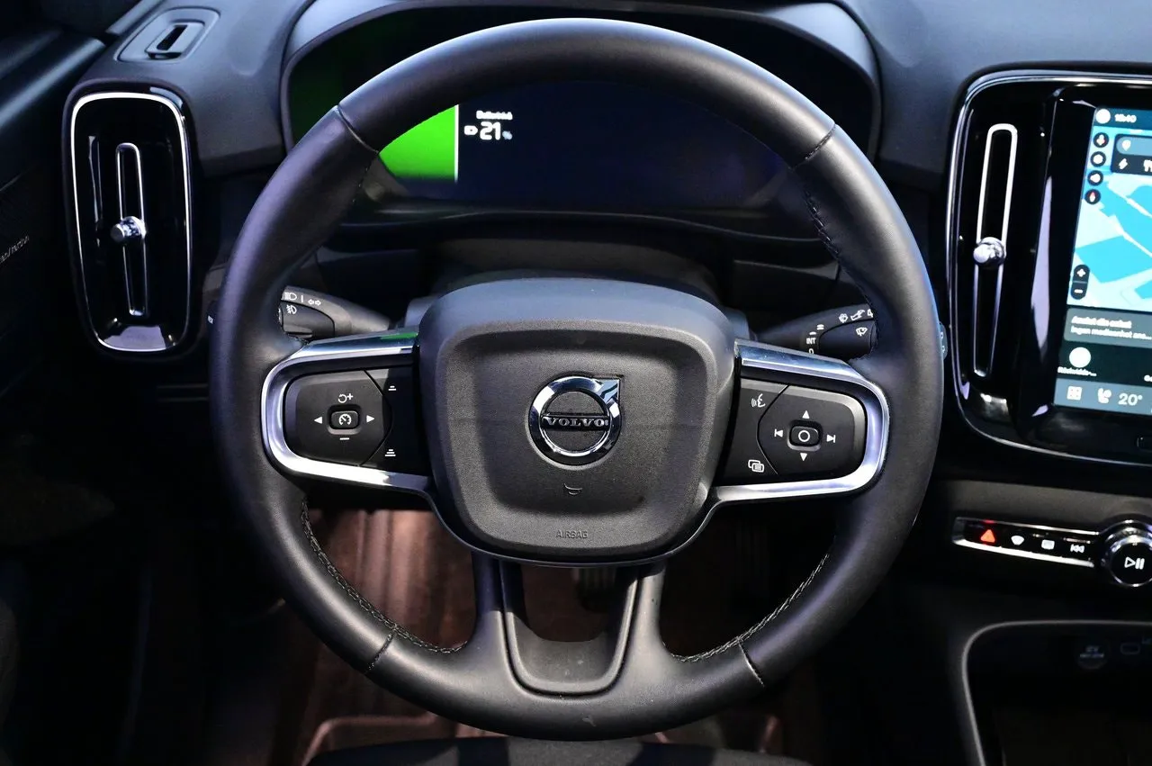 Volvo EX40 bild 7