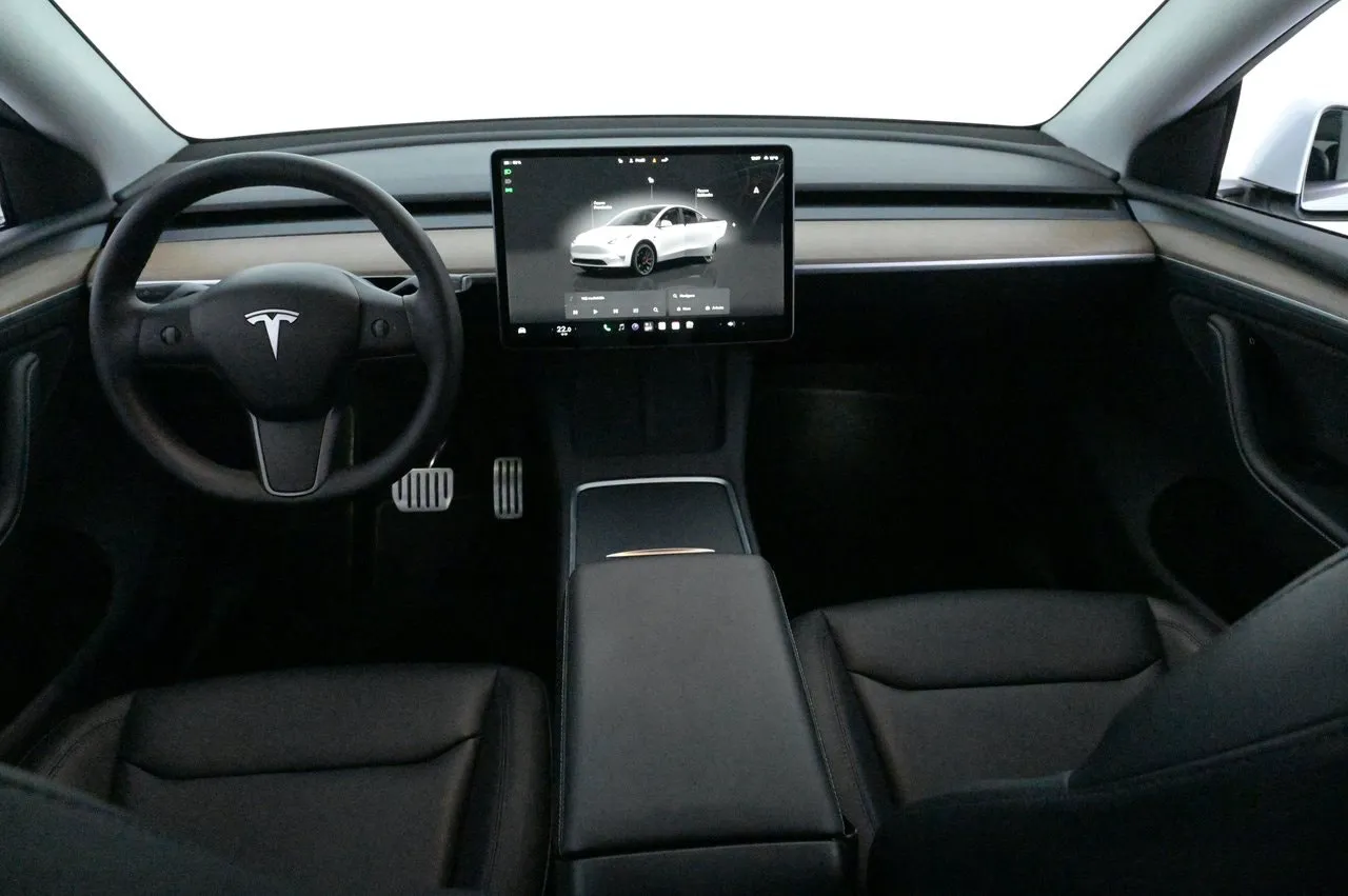 Tesla Model Y bild 6
