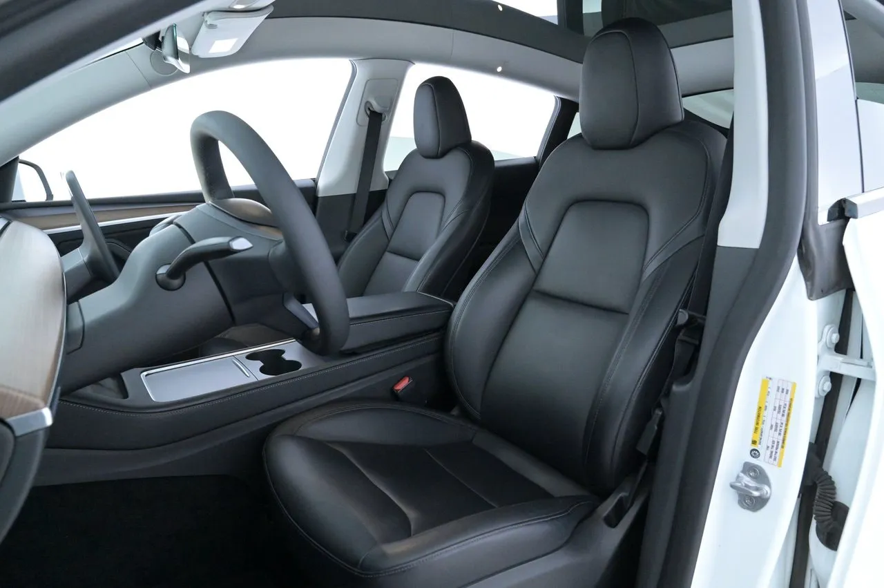 Tesla Model Y bild 9