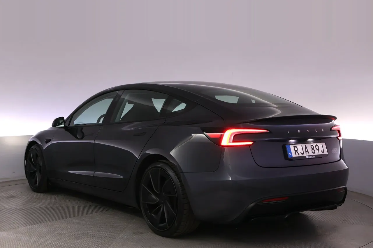 Tesla Model 3 bild 4