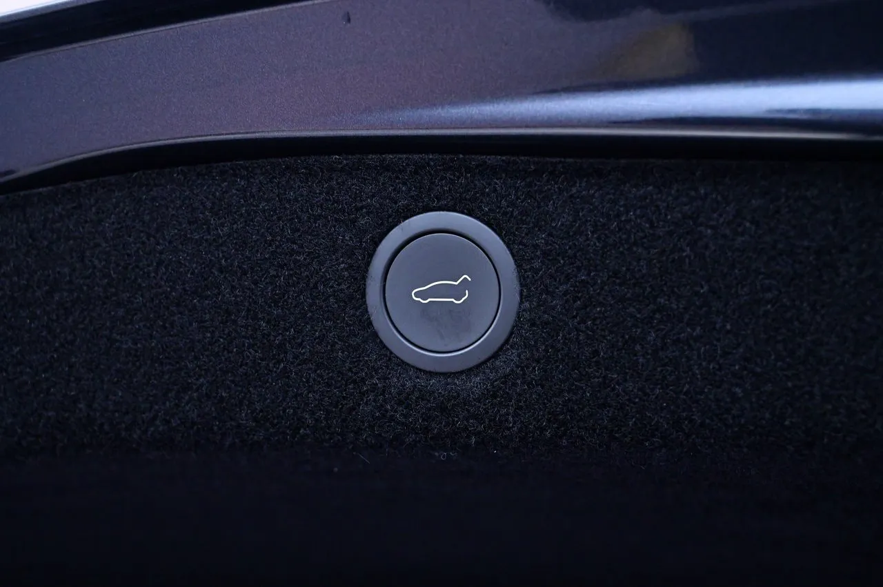 Tesla Model 3 bild 24