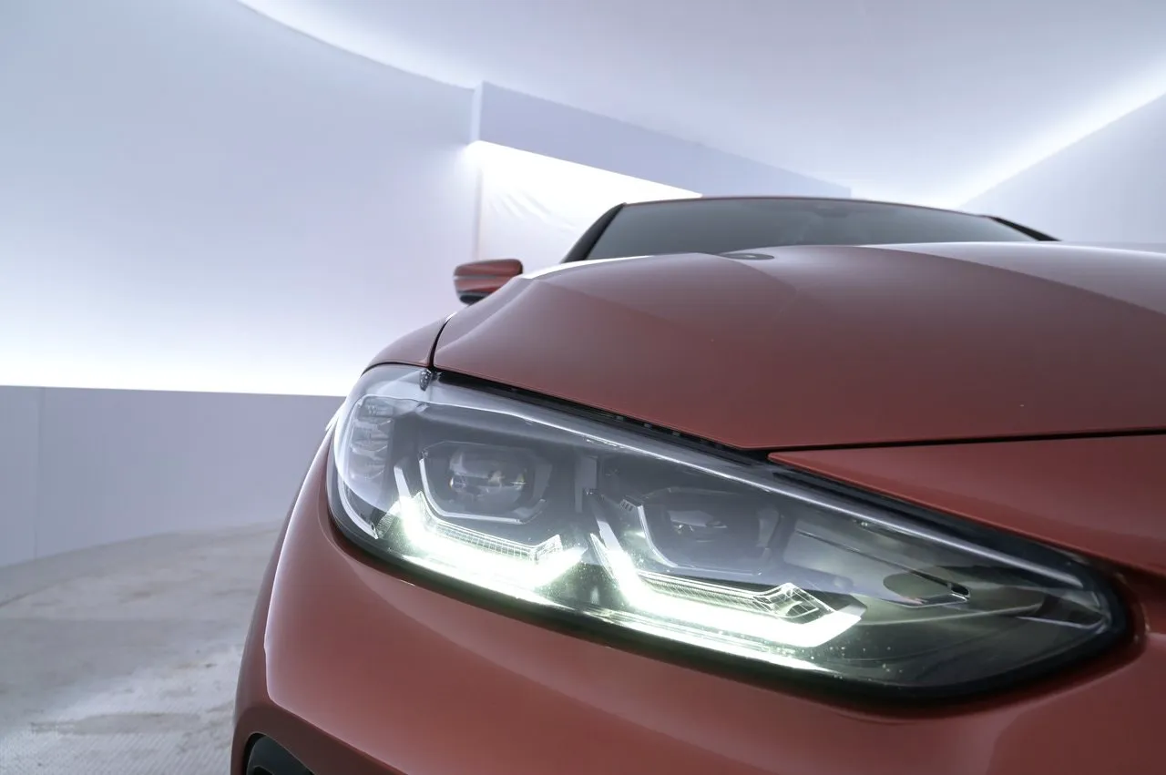 BMW i4 bild 26