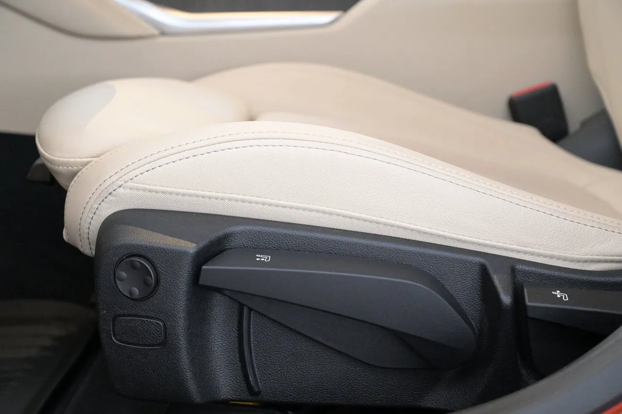 BMW i4 bild 11