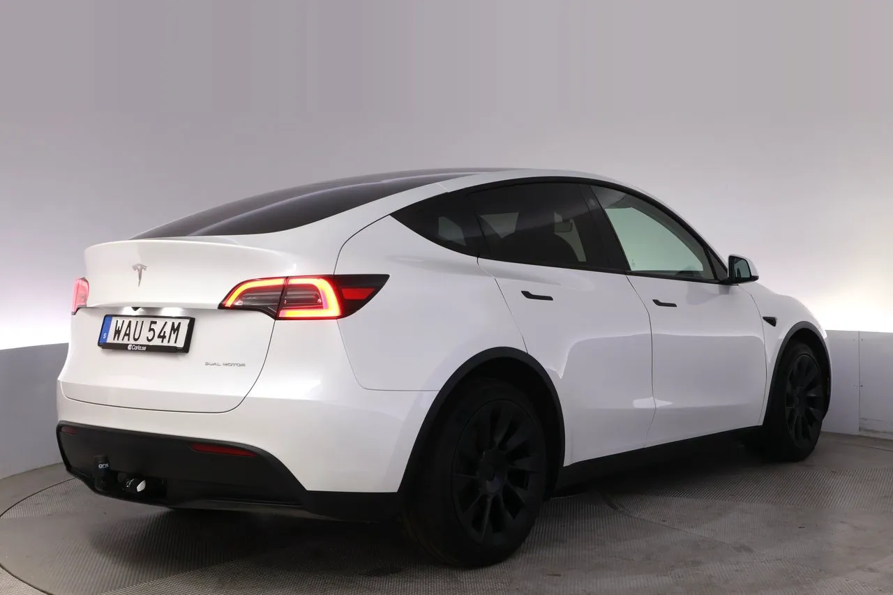 Tesla Model Y bild 5