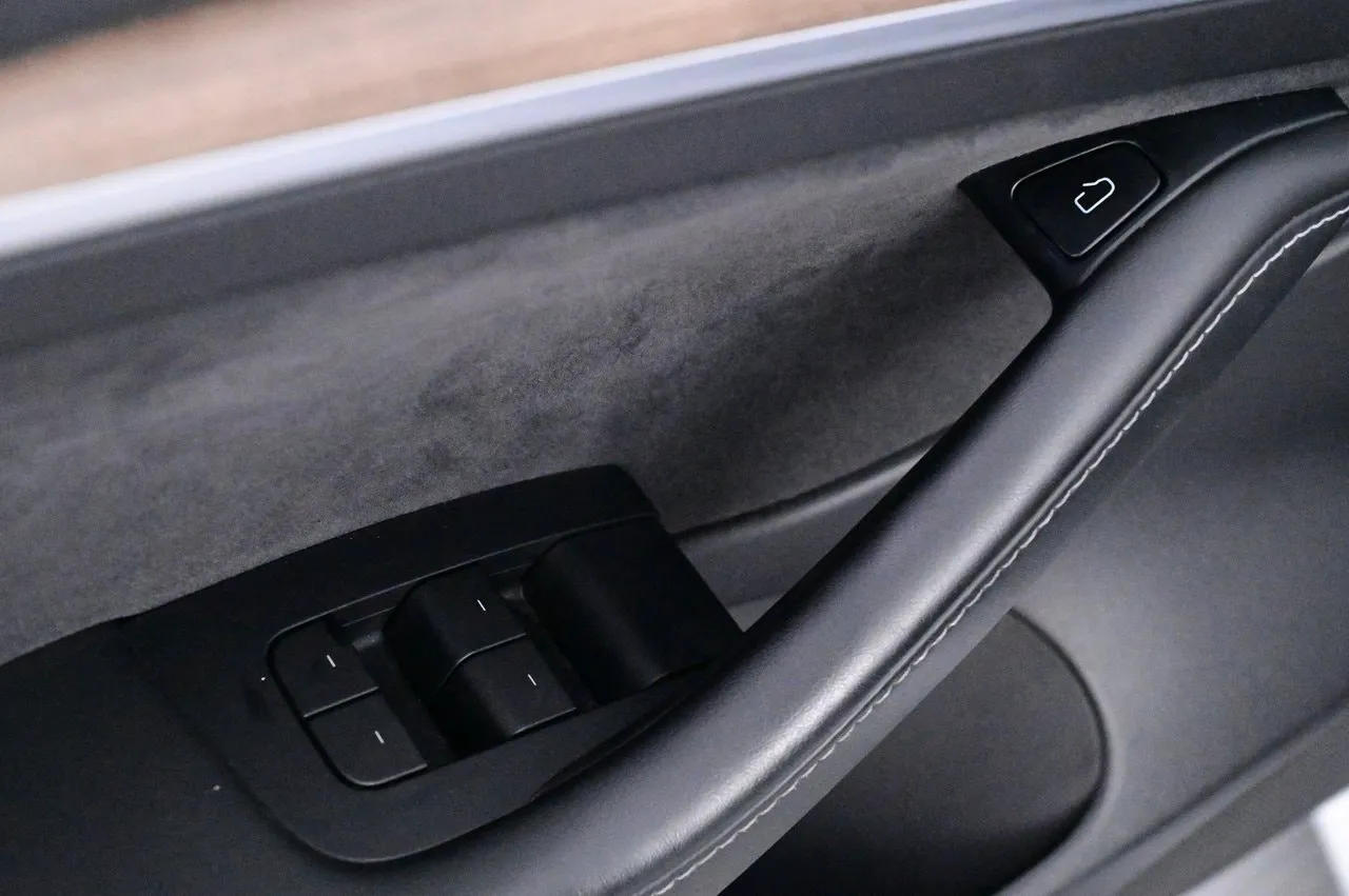 Tesla Model 3 bild 10