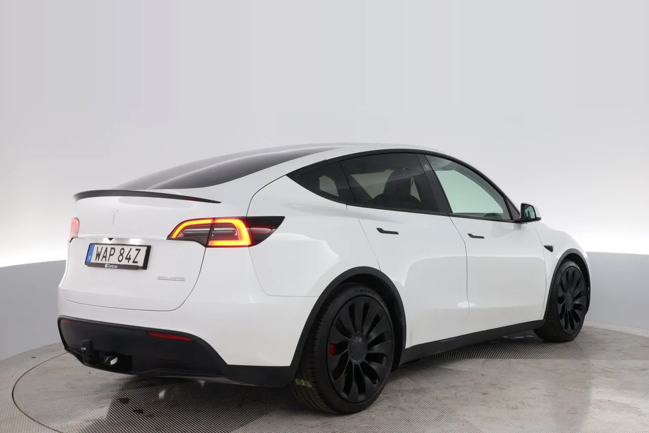 Tesla Model Y bild 5