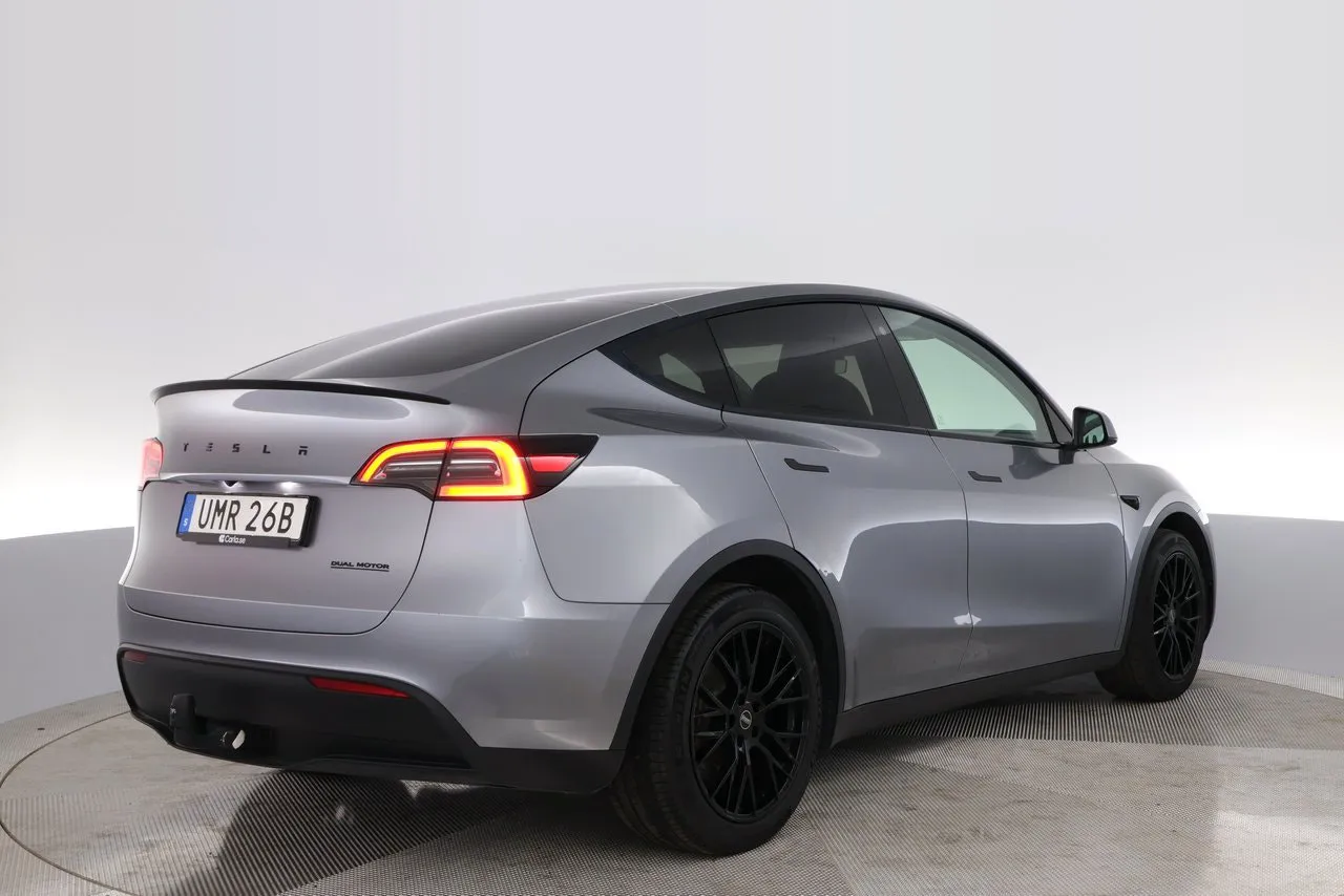 Tesla Model Y bild 5