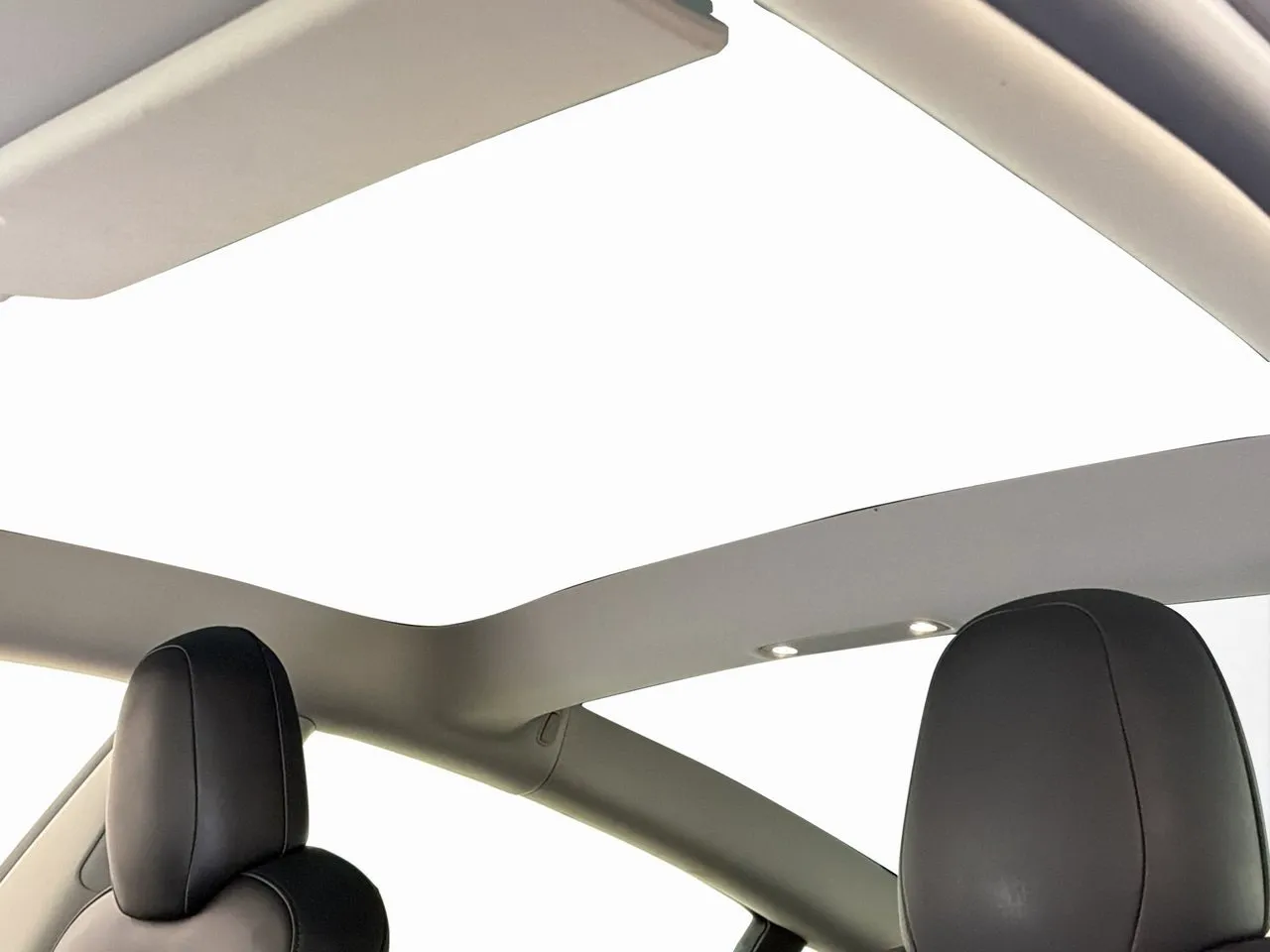 Tesla Model 3 bild 17
