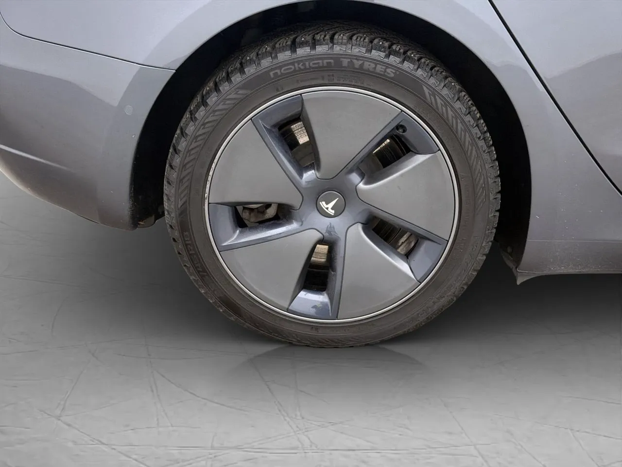 Tesla Model 3 bild 33