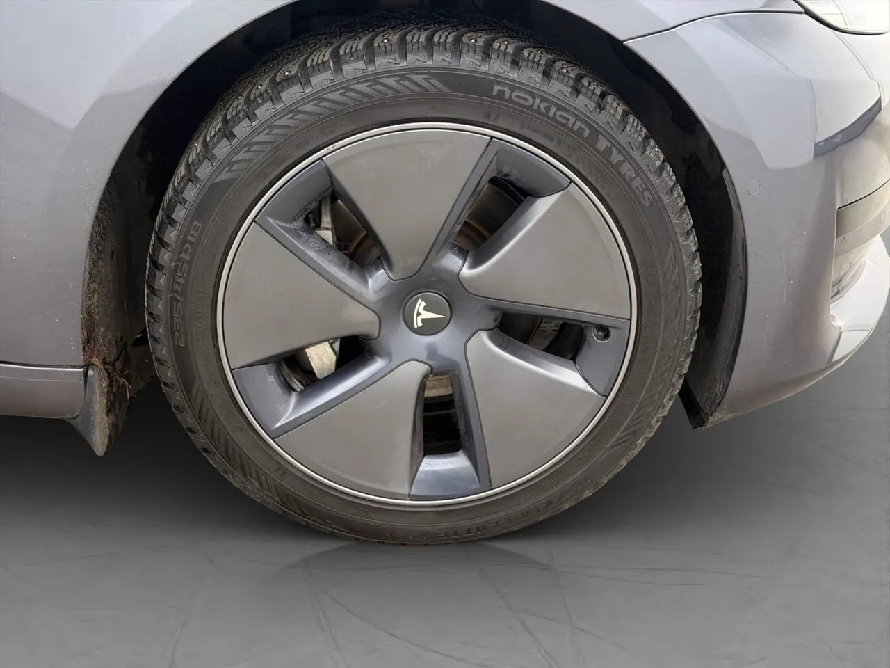 Tesla Model 3 bild 32
