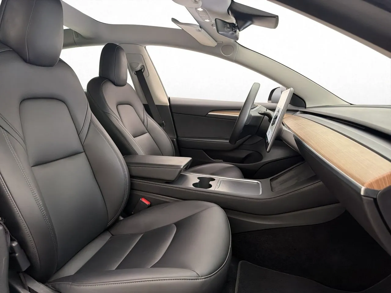 Tesla Model 3 bild 13