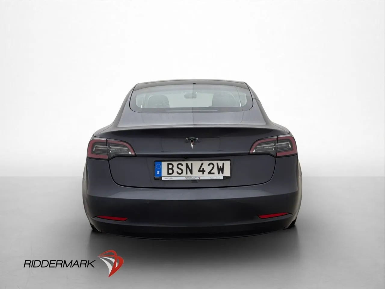 Tesla Model 3 bild 8