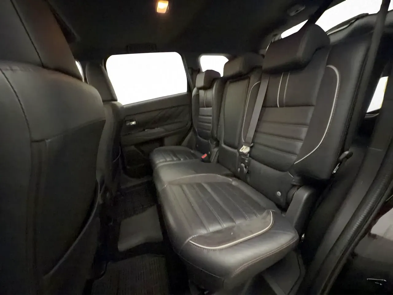 Mitsubishi Outlander bild 16