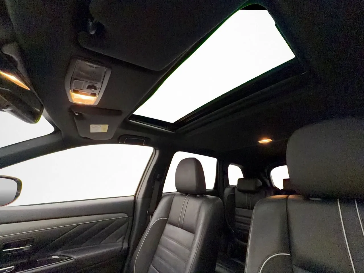 Mitsubishi Outlander bild 17