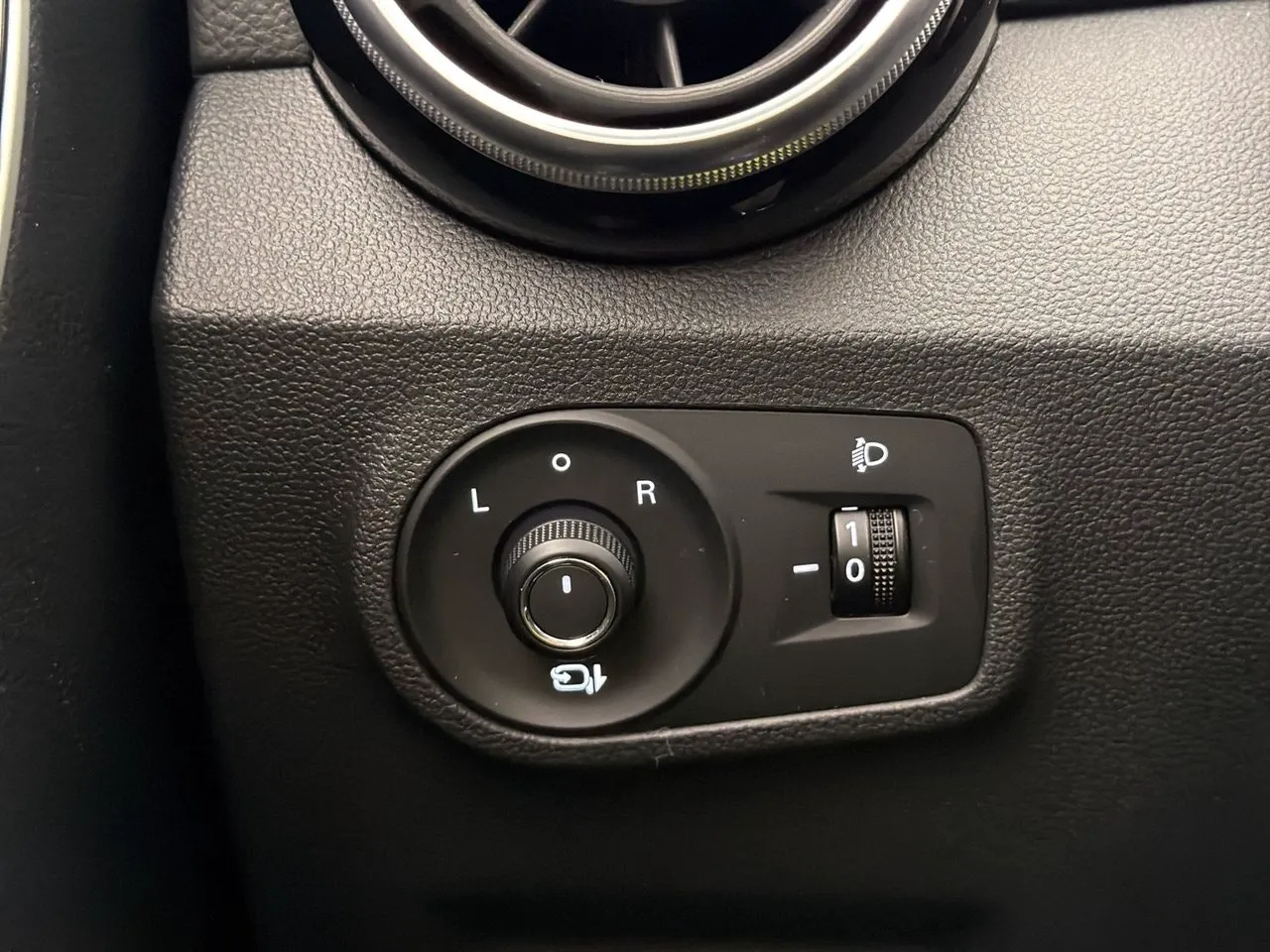 MG ZS EV bild 30