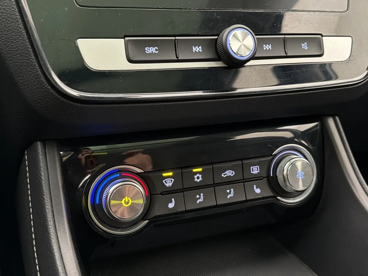 MG ZS EV bild 23
