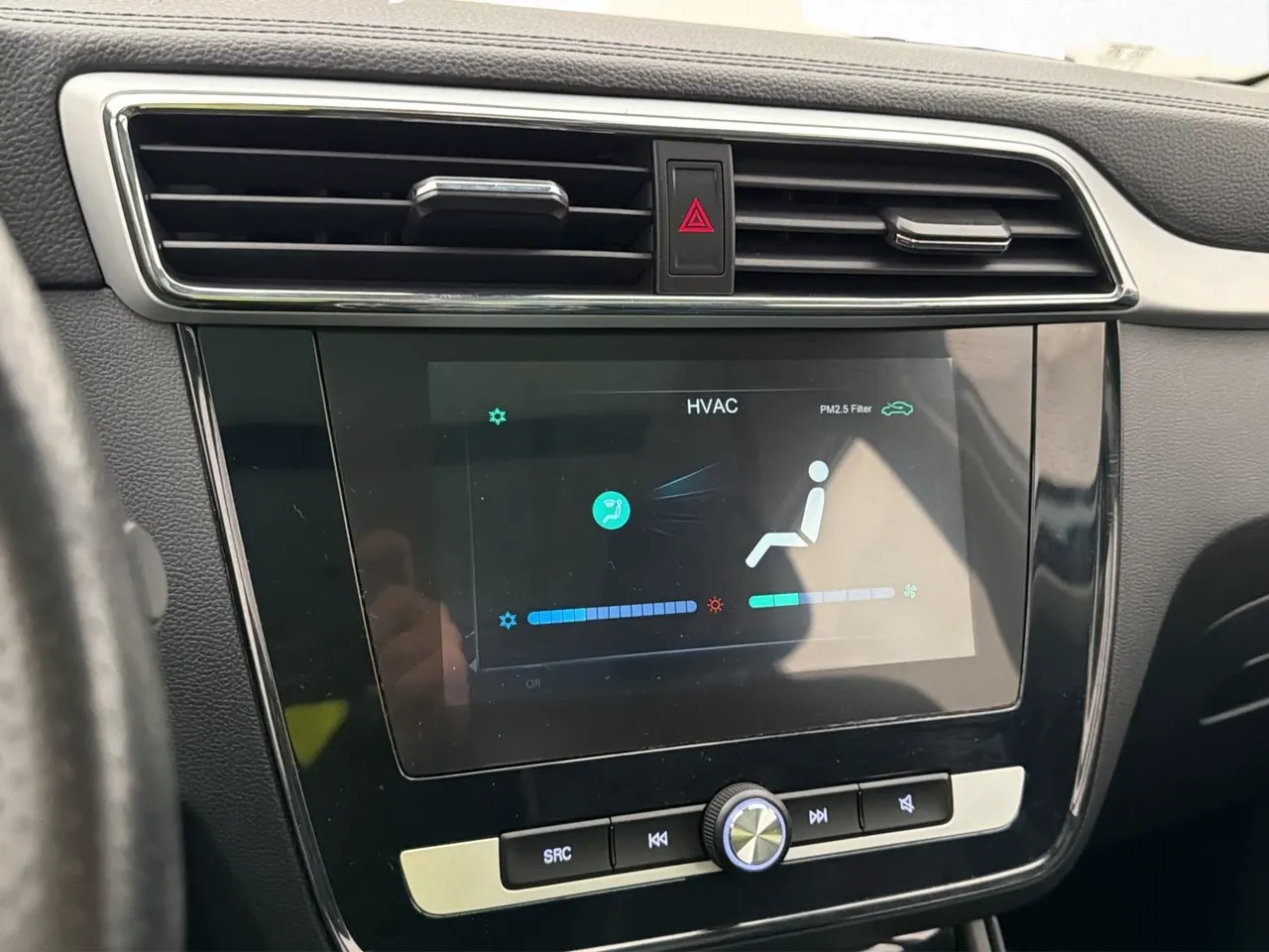 MG ZS EV bild 21