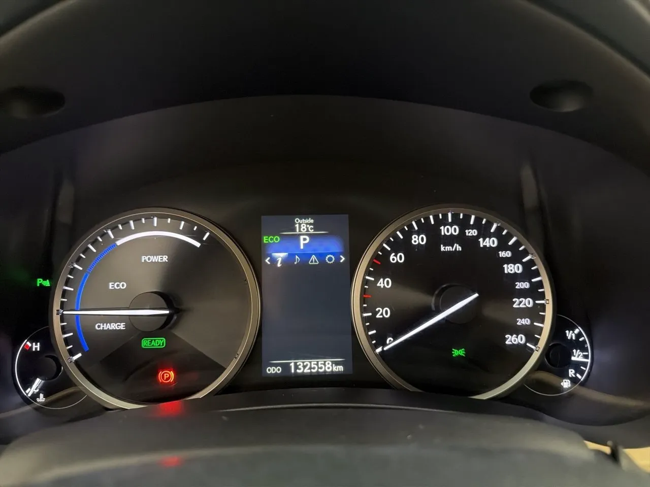 Lexus NX bild 22