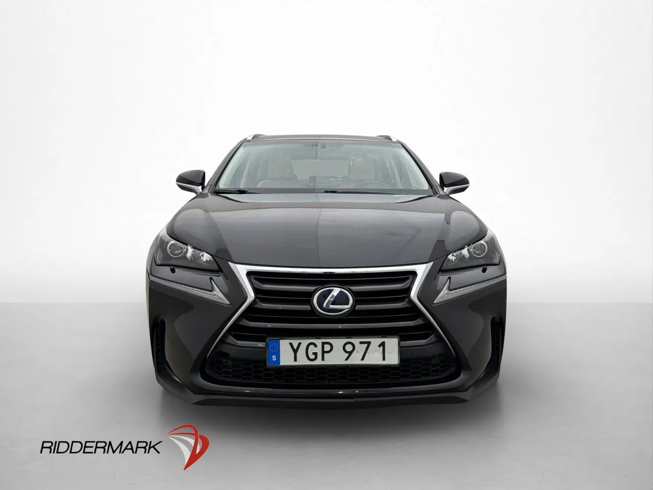 Lexus NX bild 2