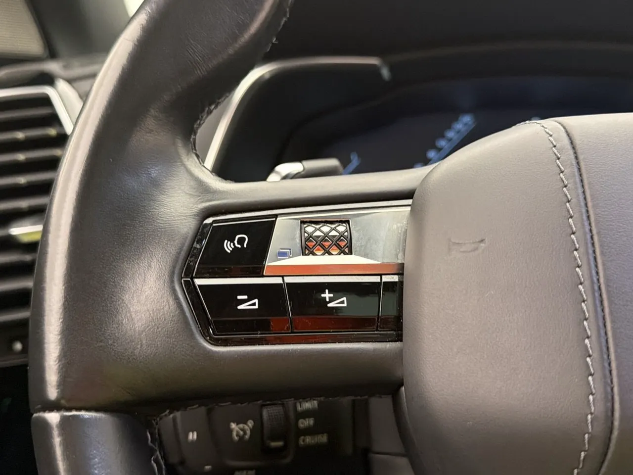 DS 7 Crossback bild 17
