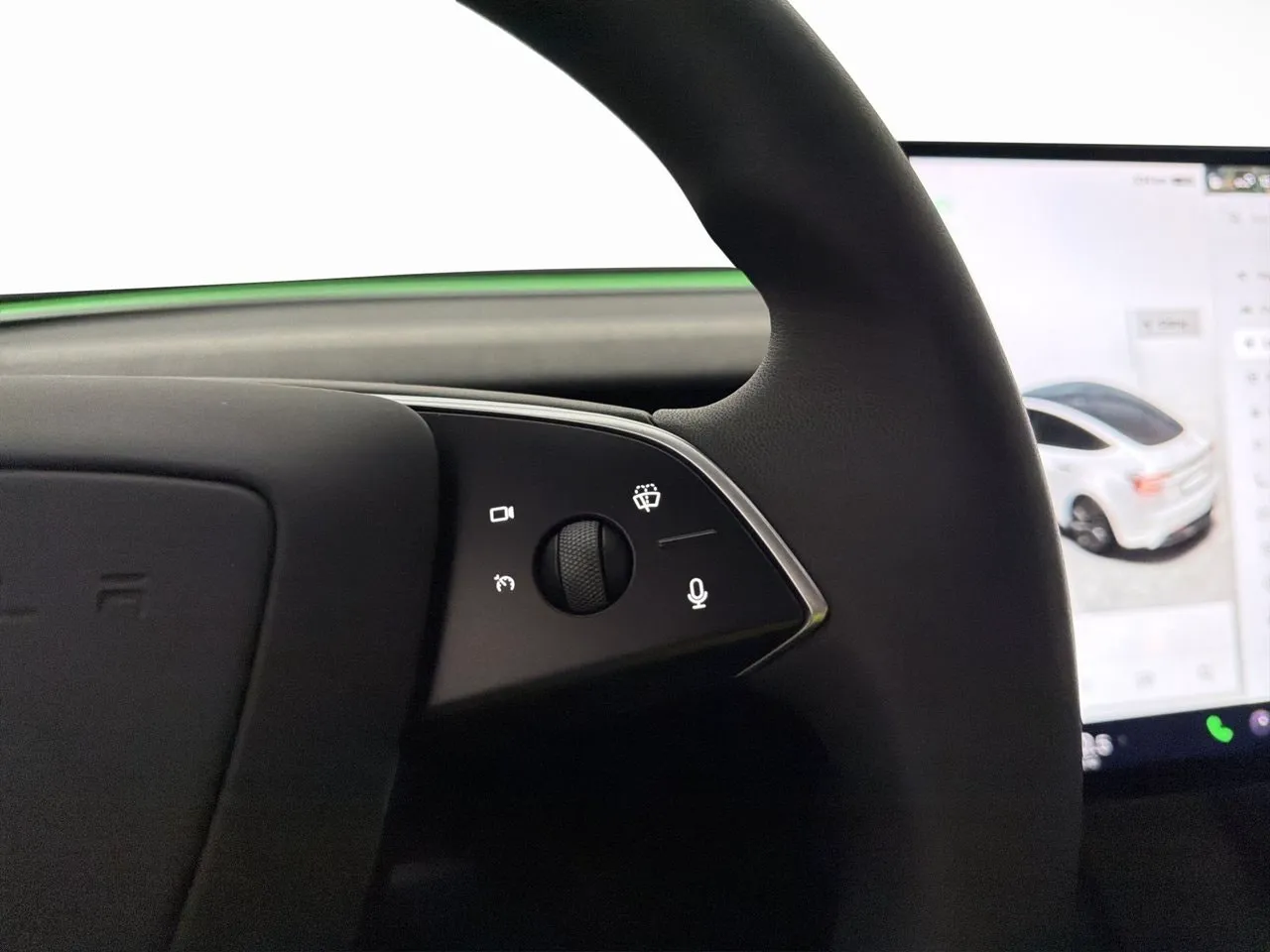 Tesla Model 3 bild 15