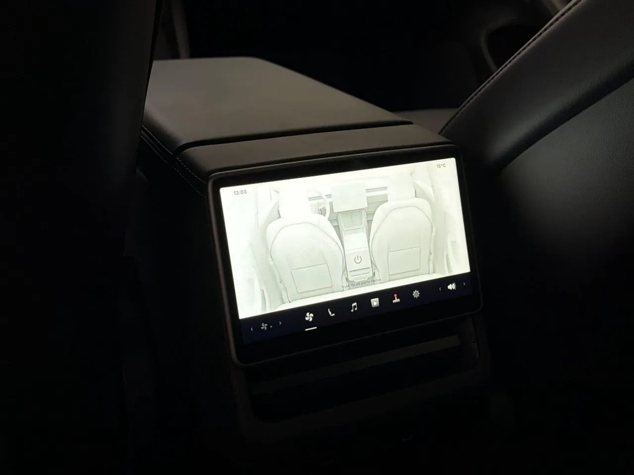 Tesla Model 3 bild 28