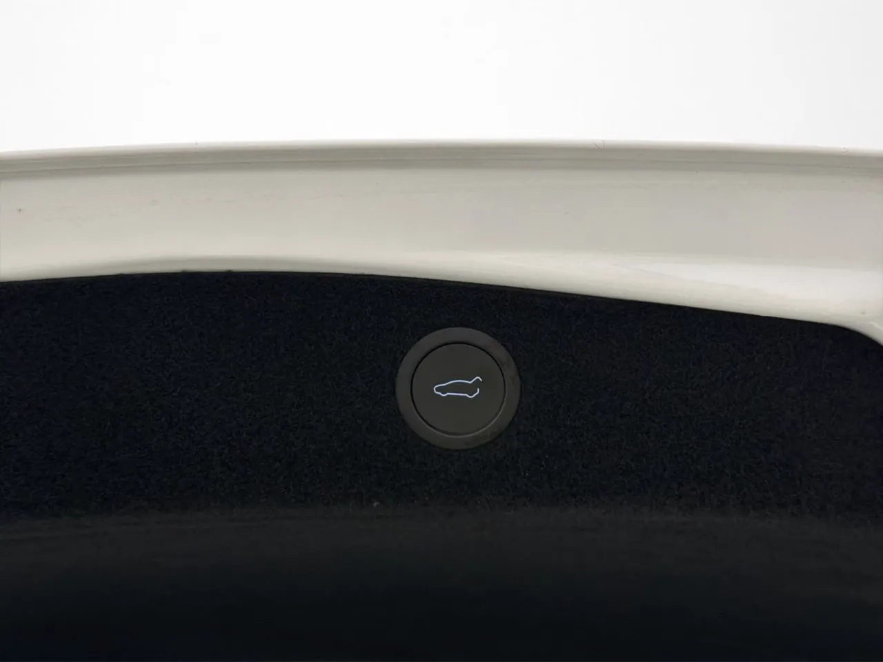 Tesla Model 3 bild 30