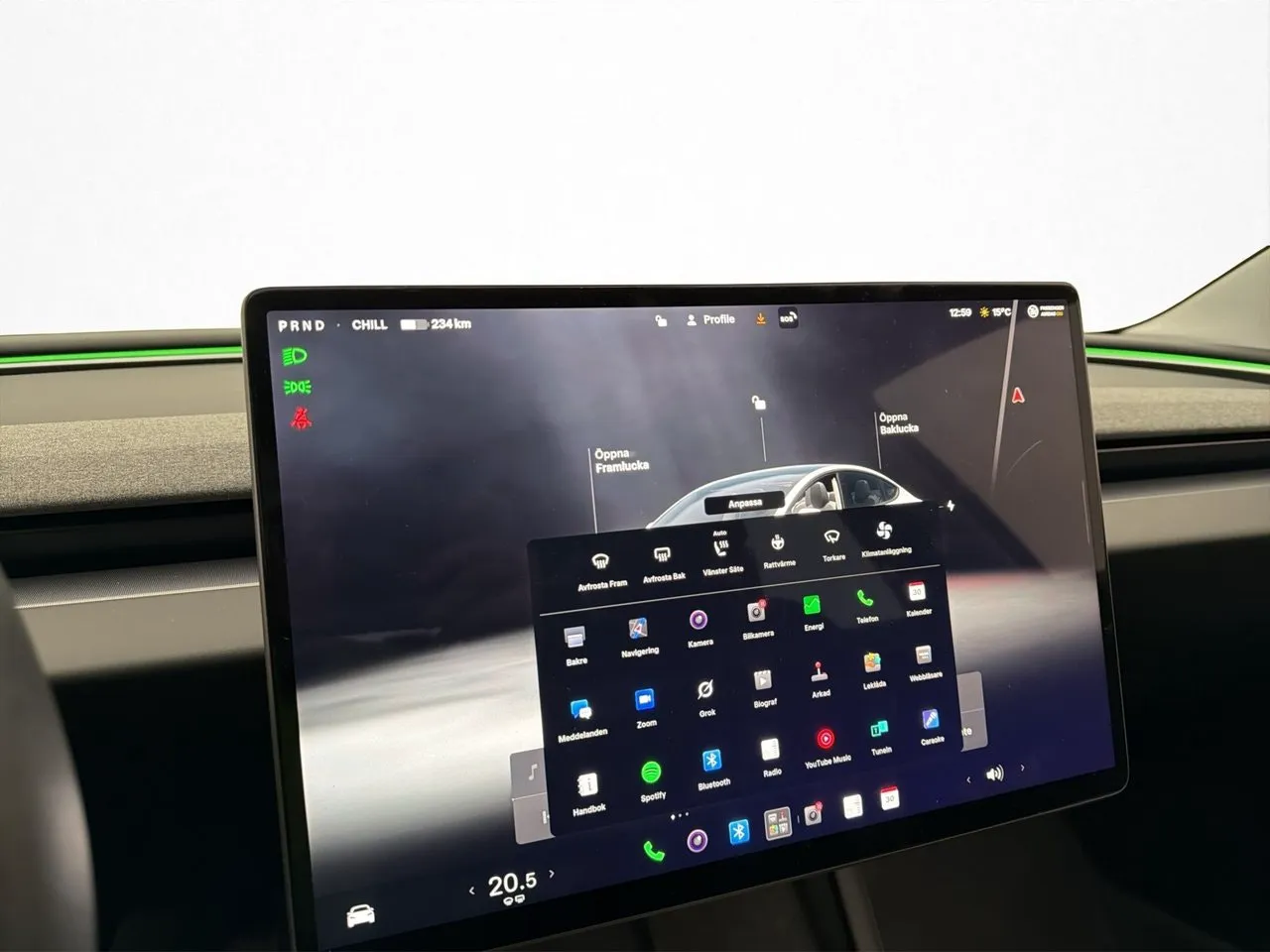 Tesla Model 3 bild 18