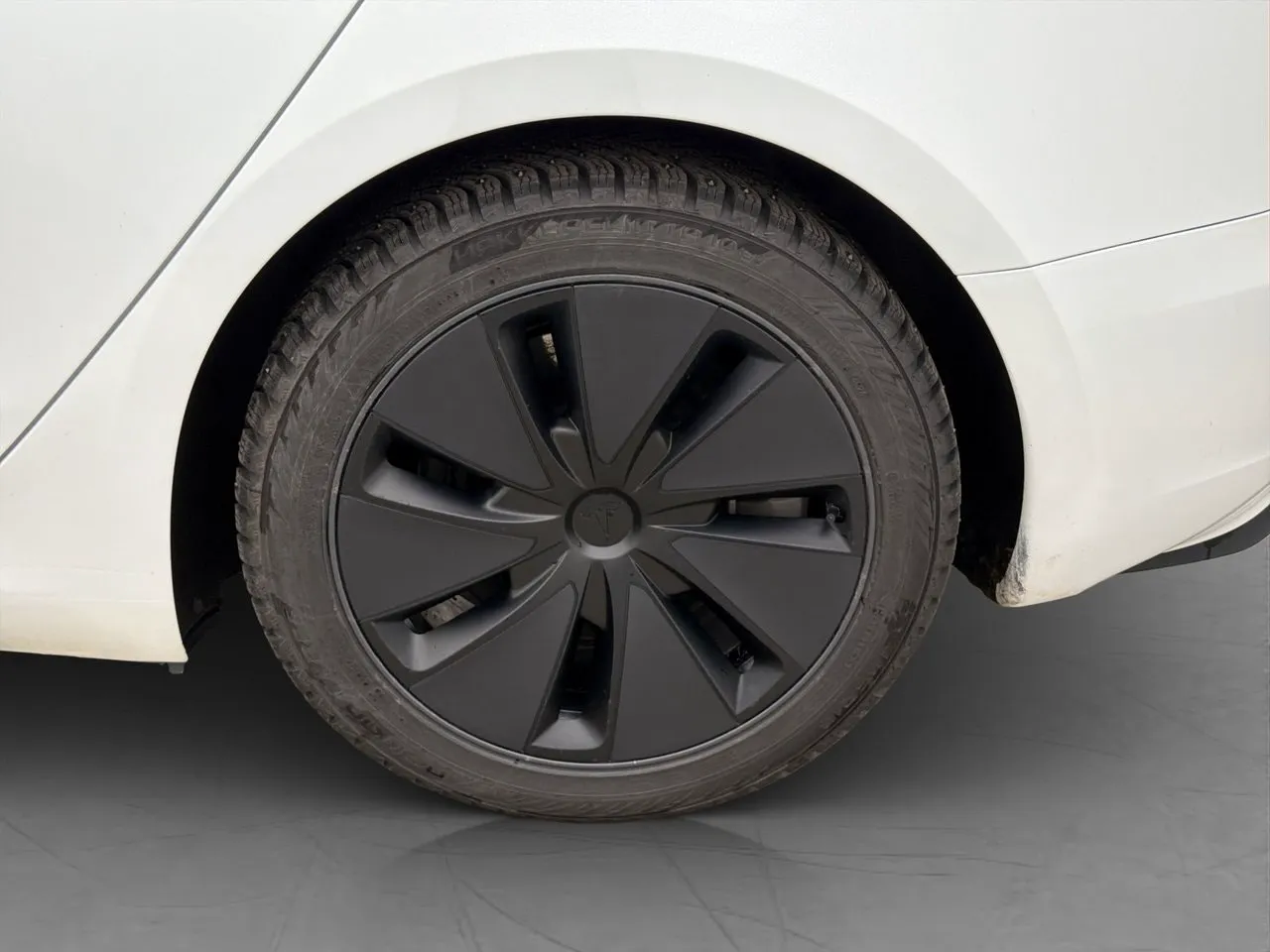 Tesla Model 3 bild 35