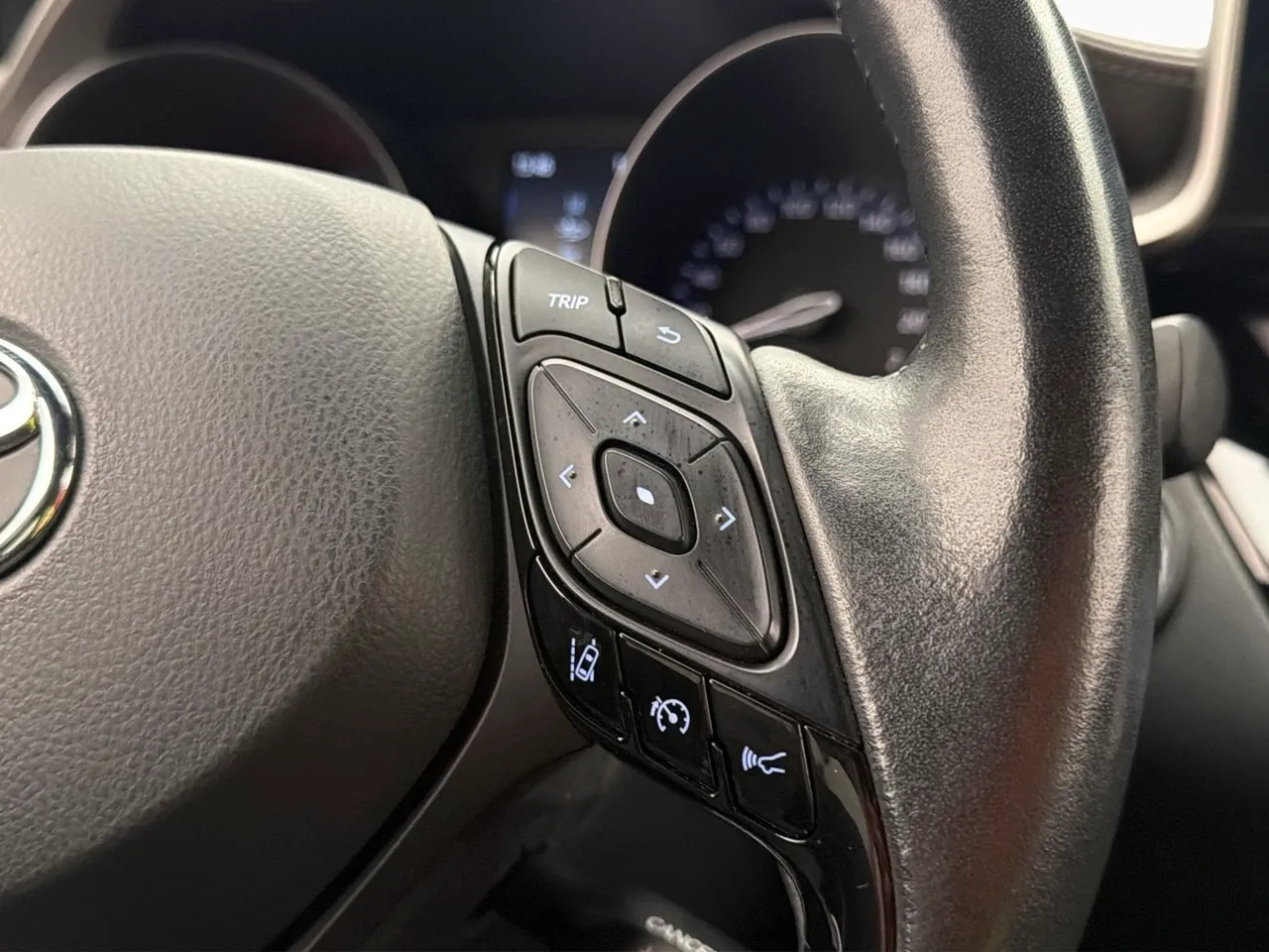Toyota C-HR bild 17