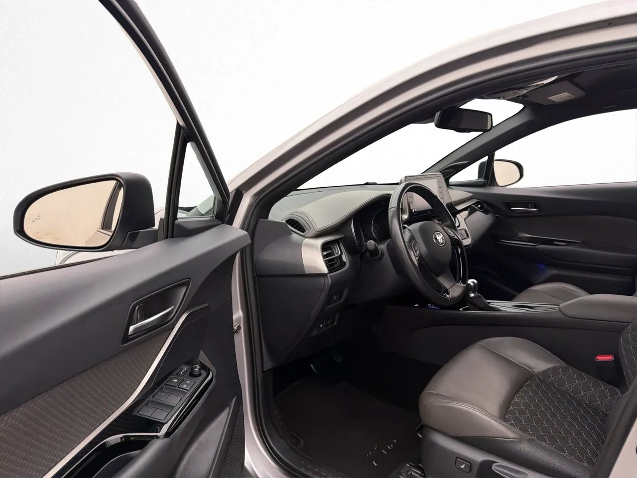 Toyota C-HR bild 10