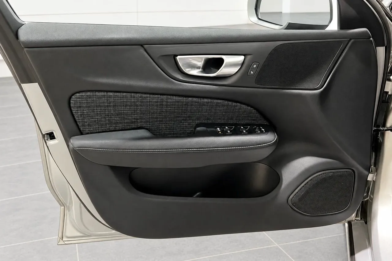 Volvo V60 bild 8