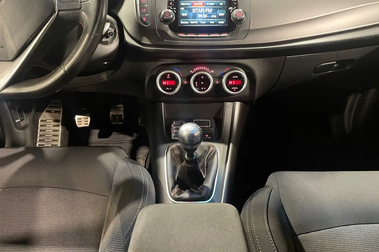 Alfa Romeo Giulietta bild 12