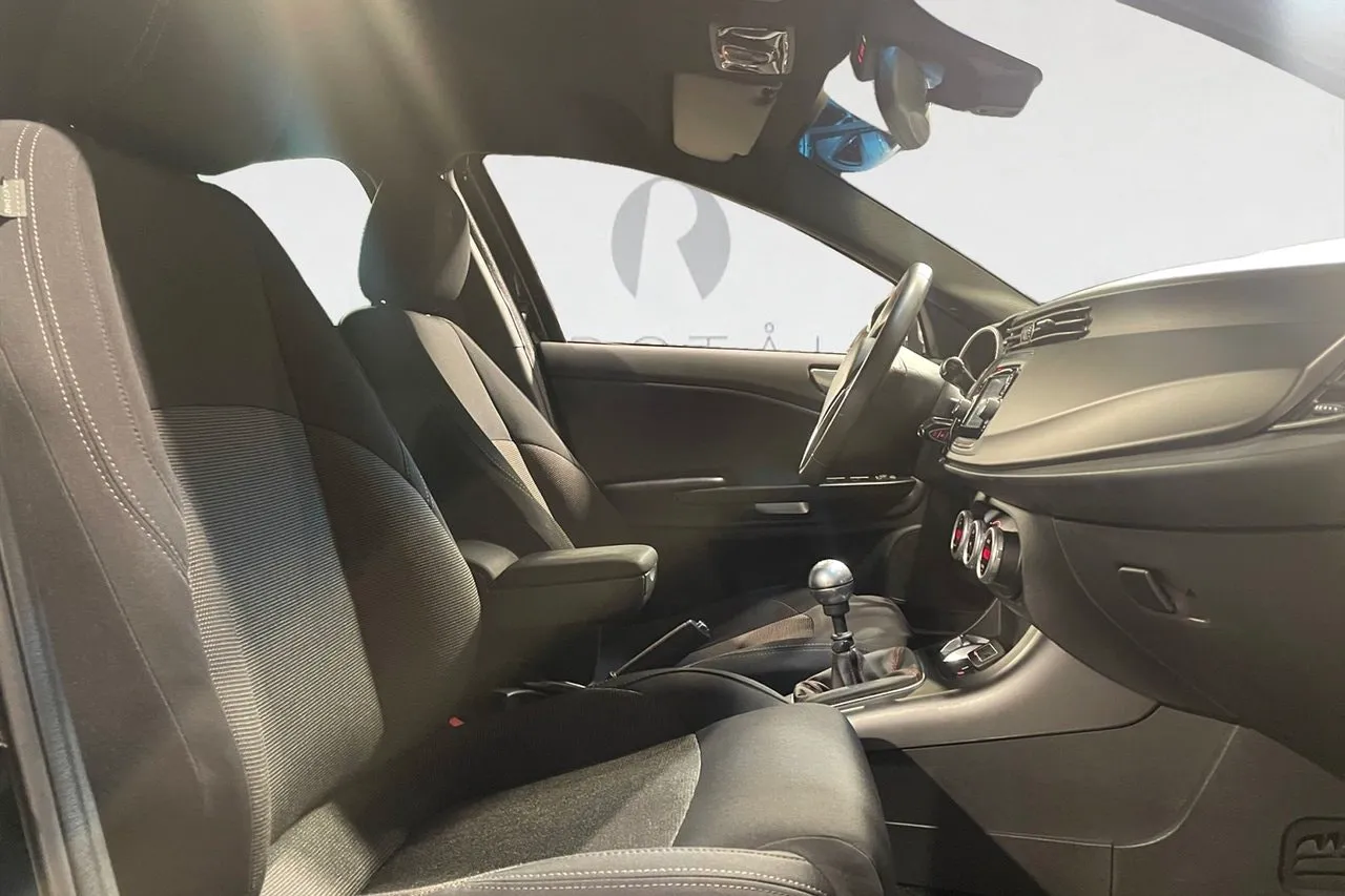 Alfa Romeo Giulietta bild 15