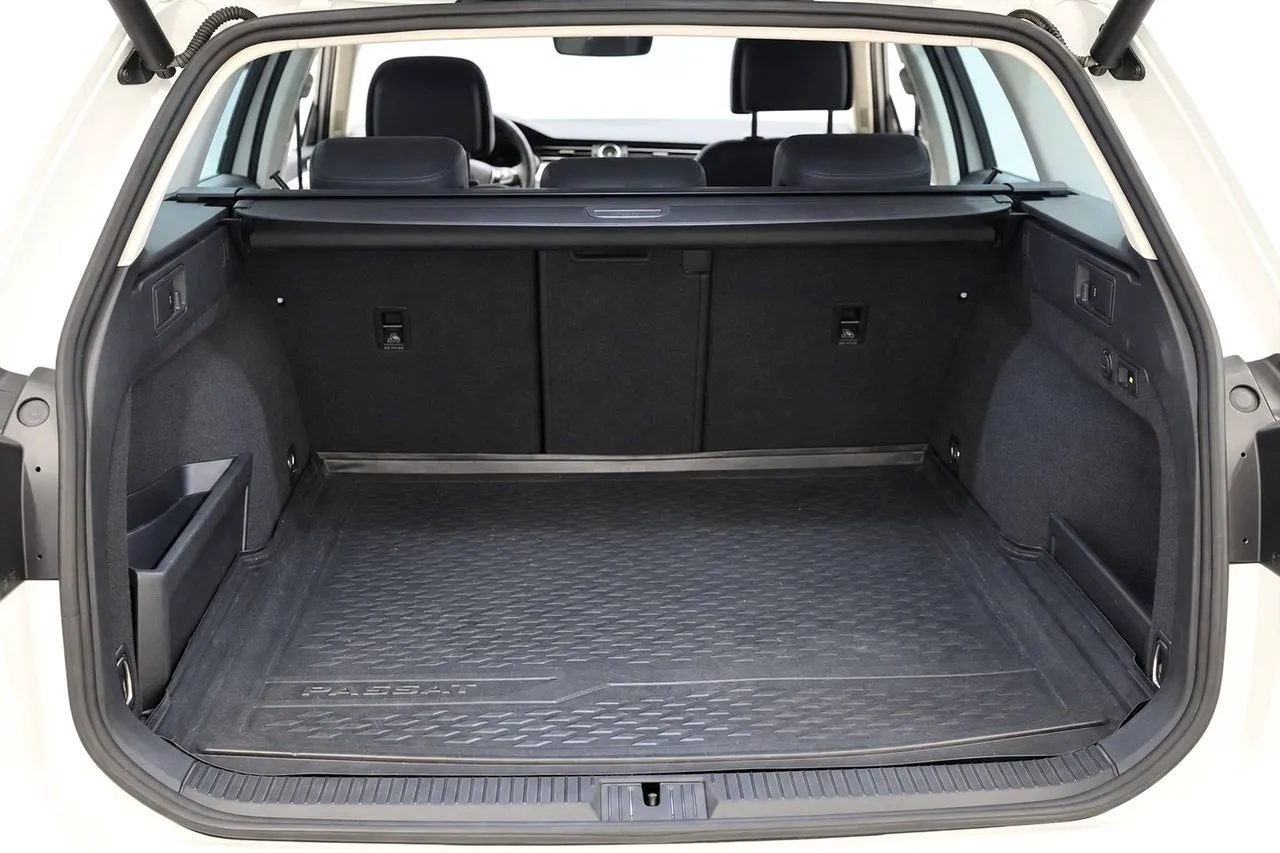 Volkswagen Passat bild 17
